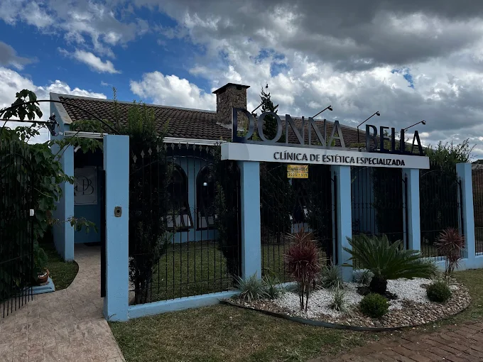 Interior sofisticado da clínica Donna Bella em Guarapuava